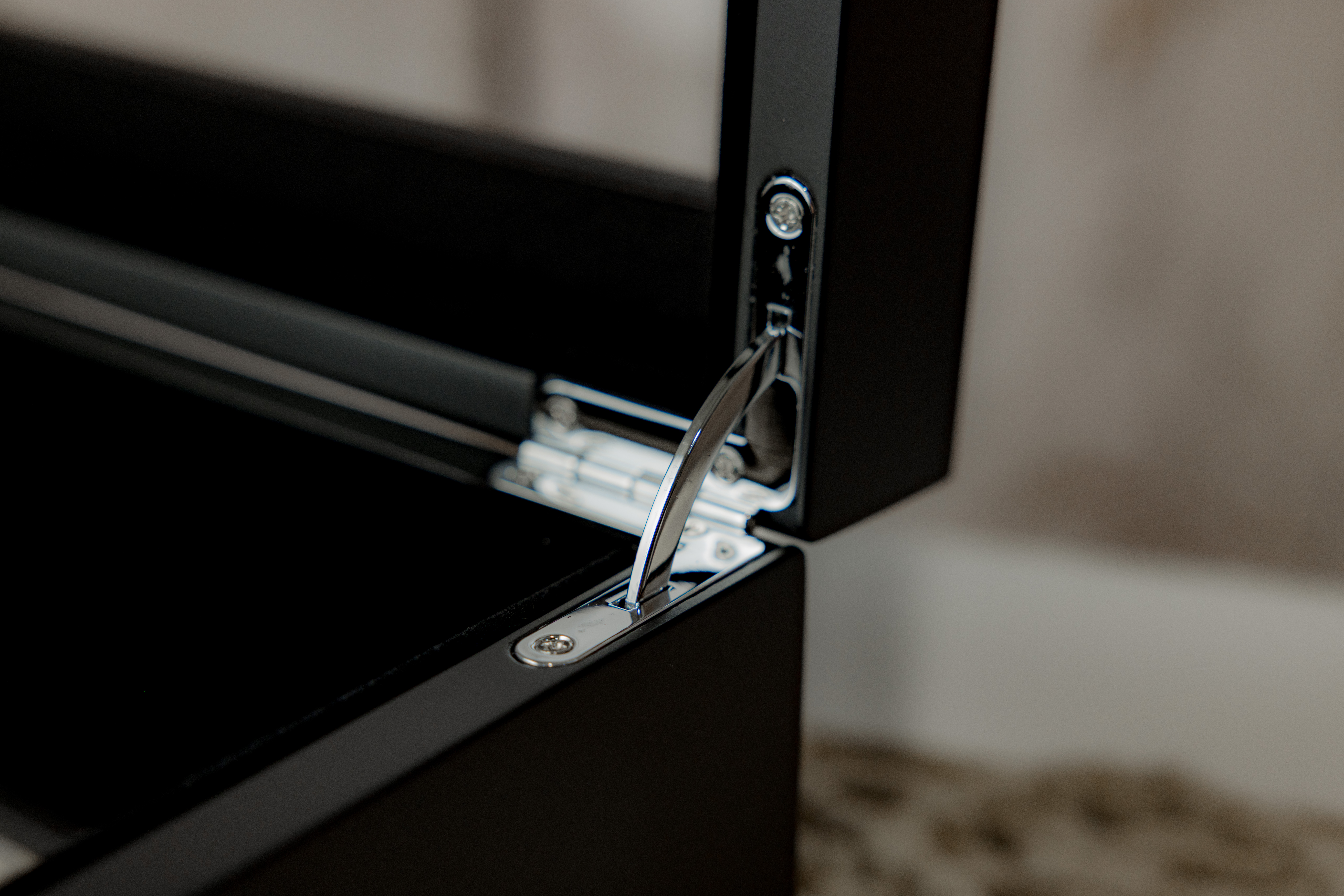 Black or White Artmount Boxes