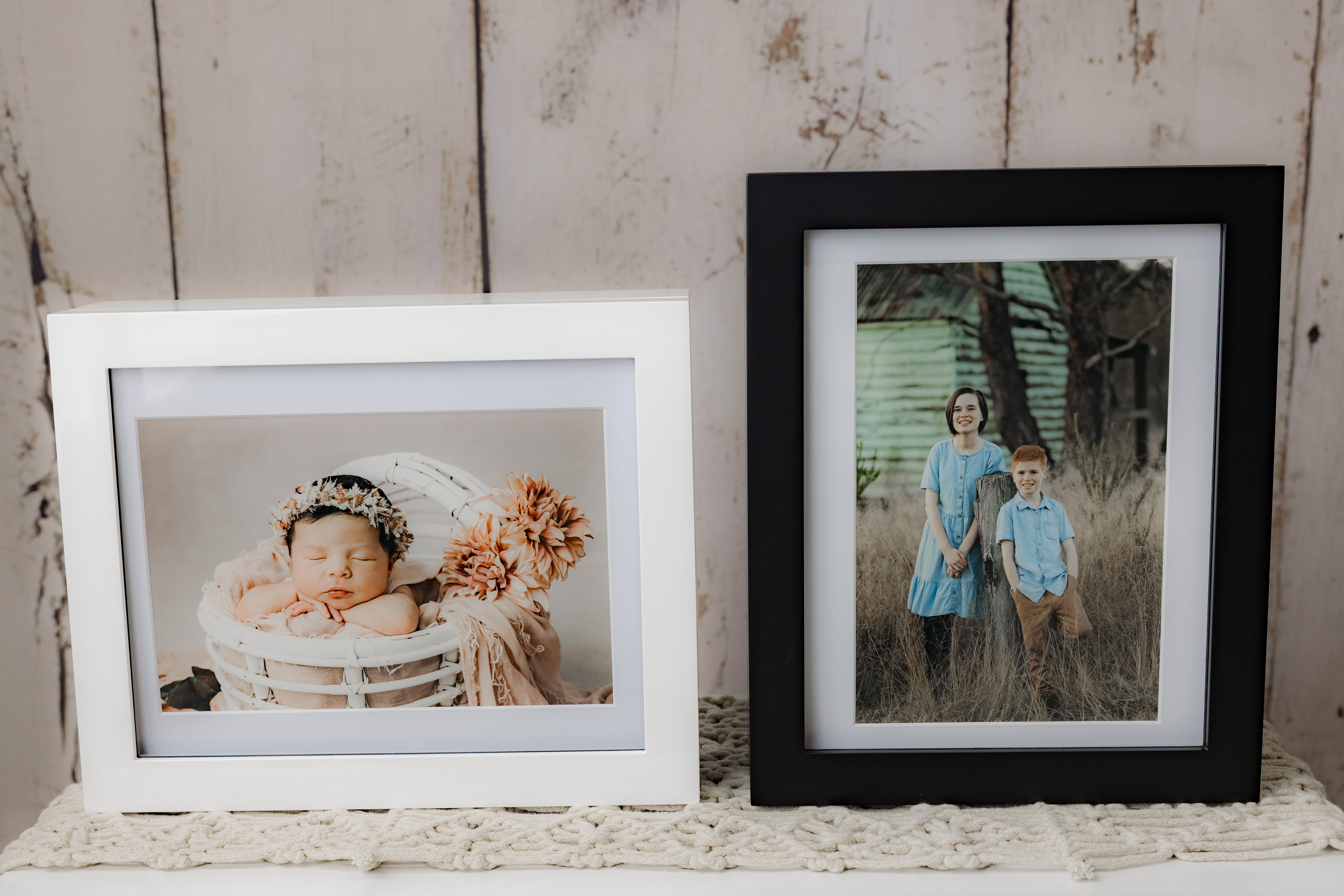 Black or White Artmount Boxes